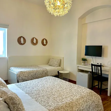 Matinee ゲストハウス 3*